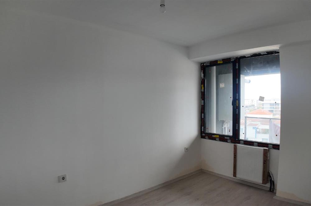 Seyrek İlkokulu Karşısı Sıfır Satılık 1+1 Daire