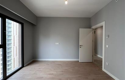 C21 ROOF'DAN YENİ FİKİRTEPE 16.ETAP KAPALI MUTFAK 2+1 KİRALIK