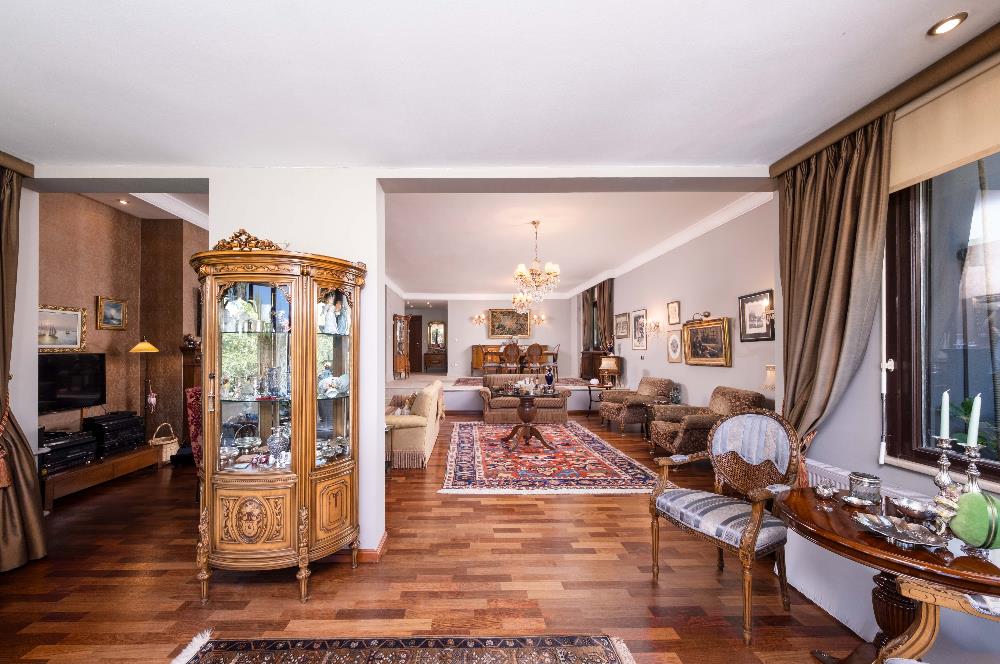 ZEKERİYAKÖY GARANTİ KOZA VİLLASI 6+2 BAKIMLI VE GENİŞ BAHÇELİ