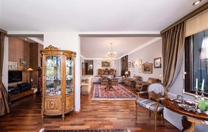 ZEKERİYAKÖY GARANTİ KOZA VİLLASI 6+2 BAKIMLI VE GENİŞ BAHÇELİ
