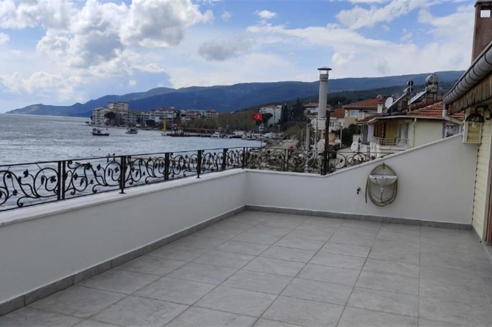 Gemlik Karacaali'de Deniz Manzaralı Satılık 6+3 Tripleks