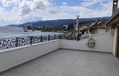 Gemlik Karacaali'de Deniz Manzaralı Satılık 6+3 Tripleks