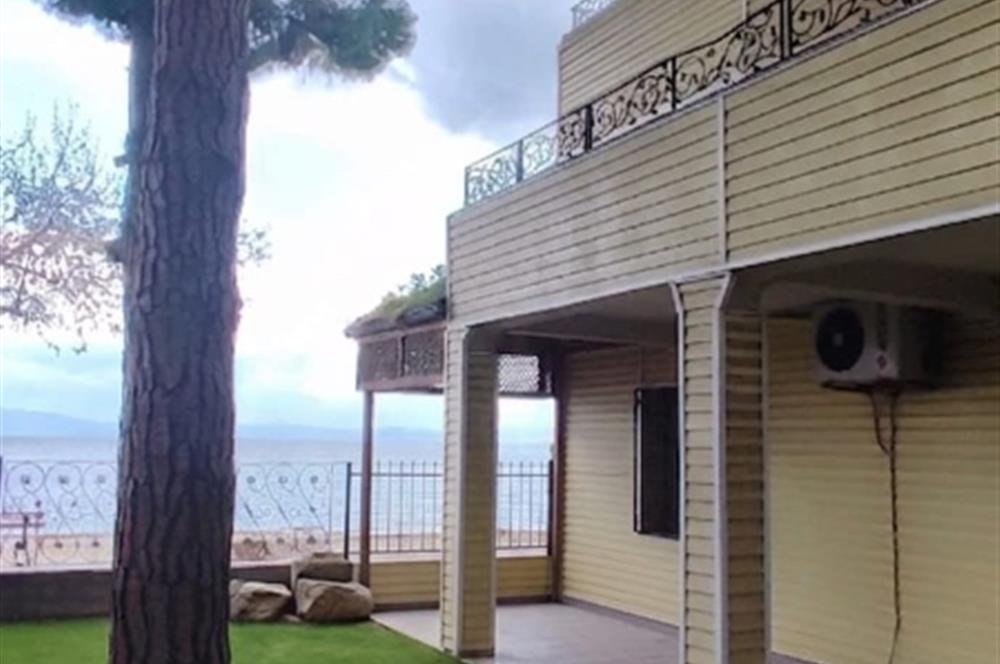 Gemlik Karacaali'de Deniz Manzaralı Satılık 6+3 Tripleks