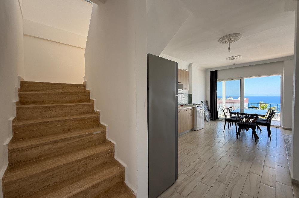 Bodrum Gümüşlük Koyunbaba’da Kiralık Eşyalı Deniz Manzaralı 3+1 Dubleks 