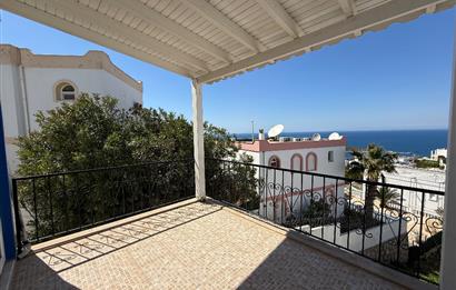 Bodrum Gümüşlük Koyunbaba’da Kiralık Eşyalı Deniz Manzaralı 3+1 Dubleks 