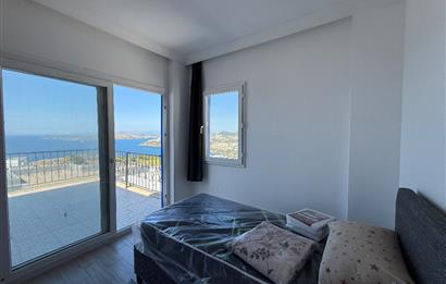 Bodrum Gümüşlük Koyunbaba’da Kiralık Eşyalı Deniz Manzaralı 3+1 Dubleks 