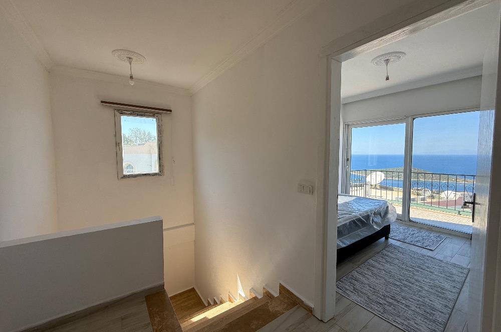 Bodrum Gümüşlük Koyunbaba’da Kiralık Eşyalı Deniz Manzaralı 3+1 Dubleks 