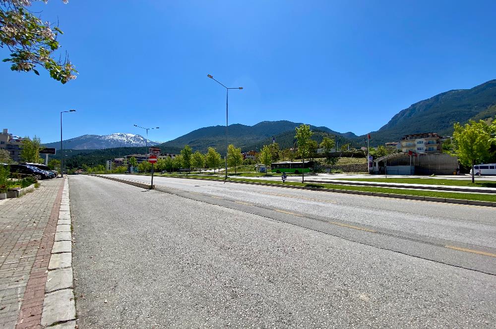 C21 Loft’tan Antalya Yolu Üzerinde 250 m2 Kiralık İş Yeri
