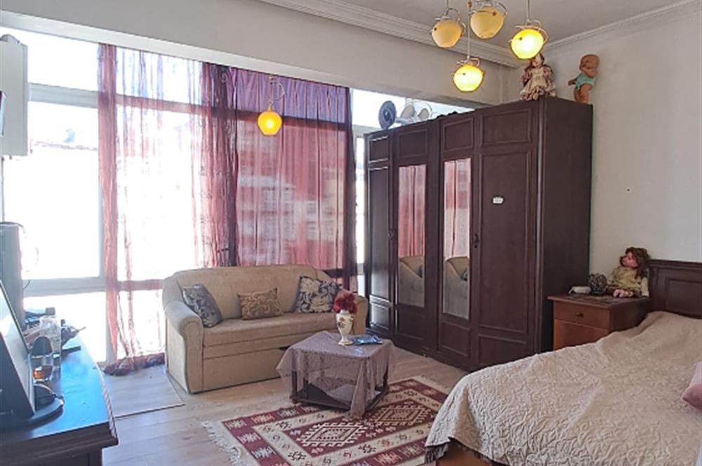 ÖMER HAYYAM CADDE ÜSTÜNDE SATILIK 2+1 DAİRE