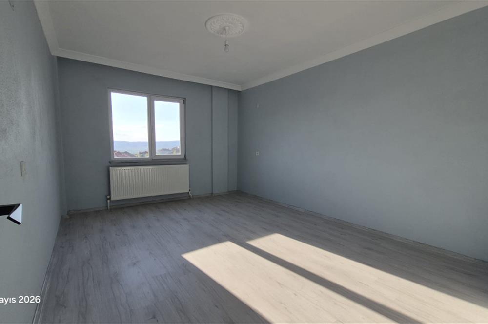 C21 Bal'dan Bigadiç Kuyu Mahallesinde Kiralık 3+1 Daire