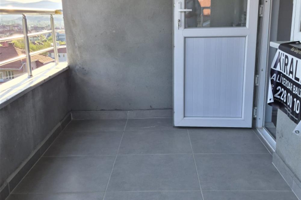 C21 Bal'dan Bigadiç Kuyu Mahallesinde Kiralık 3+1 Daire