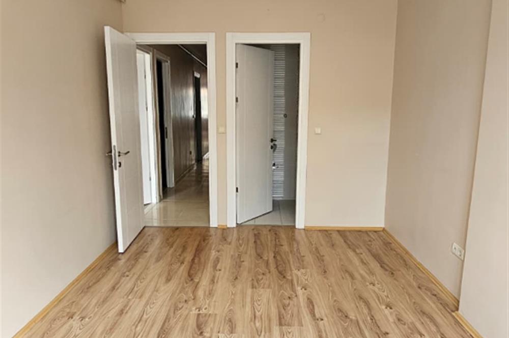 ŞİŞLİ KURTULUŞ KUYULUBAĞ SOKAK SATILIK 4+1 DAİRE