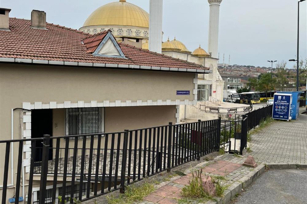 ÜSKÜDAR ÇENGELKÖY'DE SATILIK KUPON ARSA HİSSESİ
