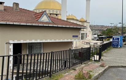 ÜSKÜDAR ÇENGELKÖY'DE SATILIK KUPON ARSA HİSSESİ