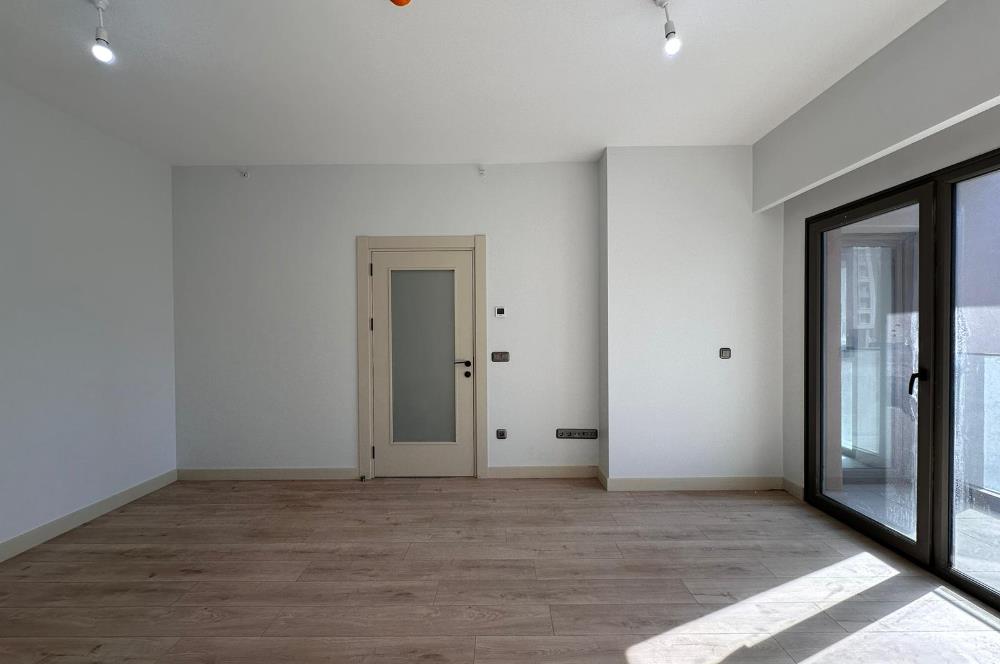 C21 ROOF'DAN YENİ FİKİRTEPE 10.ETAP KAPALI MUTFAK 2+1 KİRALIK