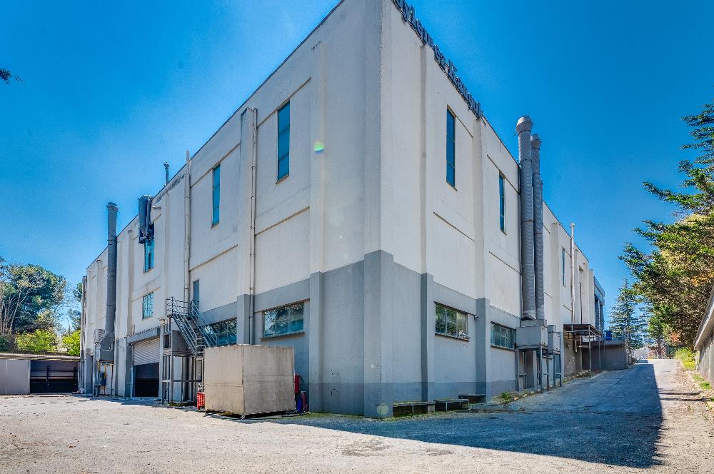 GEBZE OSB’DE 7000 M2 KİRALIK FABRİKA