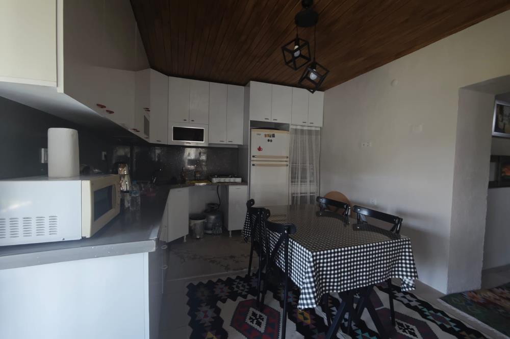 CENTURY 21 BAL'DAN DAVUTLAR mah. TAŞ EV ve BAHÇESİ,