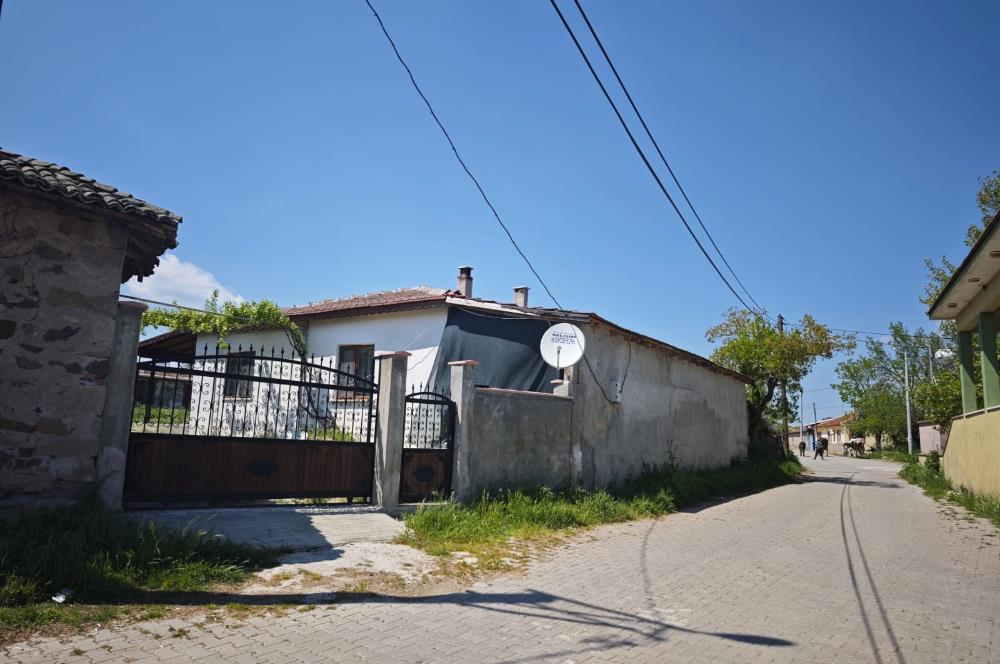 CENTURY 21 BAL'DAN DAVUTLAR mah. TAŞ EV ve BAHÇESİ,