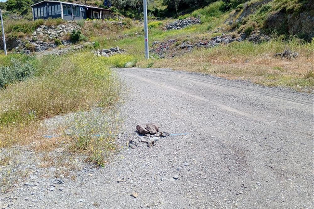 YENİ FOÇA SAZLICADA 15/30 İMARLI DENİZE YAKIN YATIRIMLIK ARSA