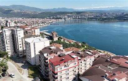 C21 Cius;İki Ayrı Daire Şeklinde Deniz Manzaralı Satılık Dubleks