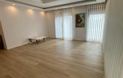 Bahar Evleri Sitesinde Lüks Daire