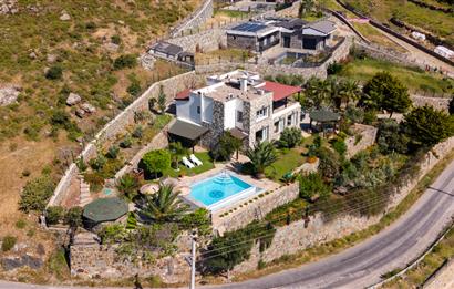 Bodrum Gümüşlük Deniz Manzaralı Tam Müstakil Özel Havuzlu 4+1 Villa