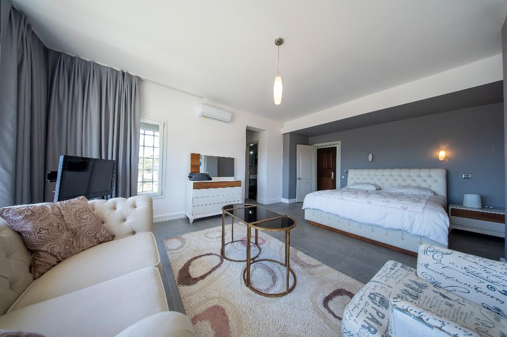 Bodrum Gümüşlük Deniz Manzaralı Tam Müstakil Özel Havuzlu 4+1 Villa