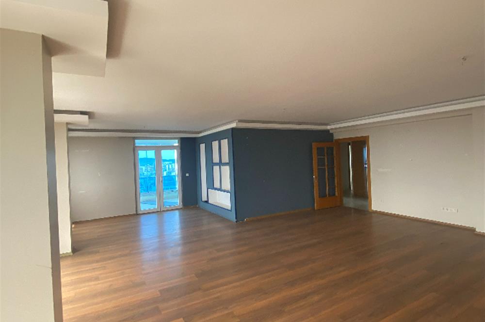 Kartal Panoramada Panoramik Yaşam Satılık 4+1 Geniş Ferah Daire