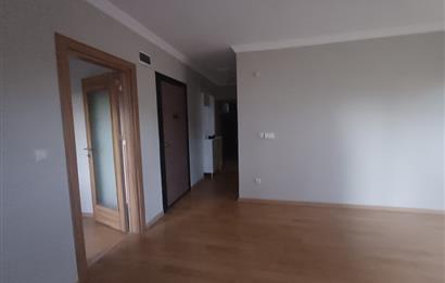 ÜMRANİYE MERKEZİ KONUMDA METROYA 3 DAKİKA MESAFEDE KİRALIK DAİRE