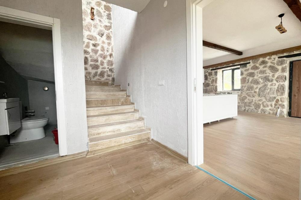 Çanakkale Ayvacık Naldöken de Lüks Müstakil Huzurlu 255m² Taş Ev
