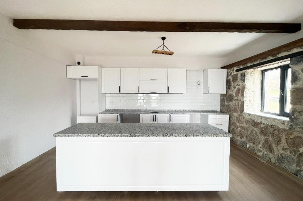 Çanakkale Ayvacık Naldöken de Lüks Müstakil Huzurlu 255m² Taş Ev