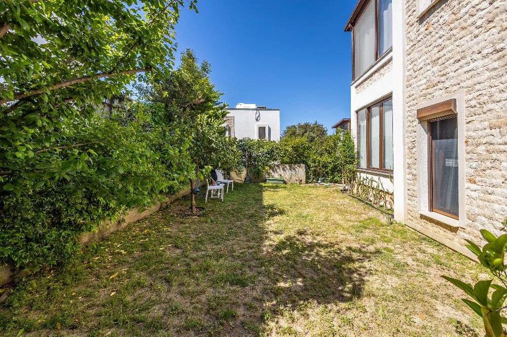Ortakent’te Satılık 3+1 Bahçe Katı Daire