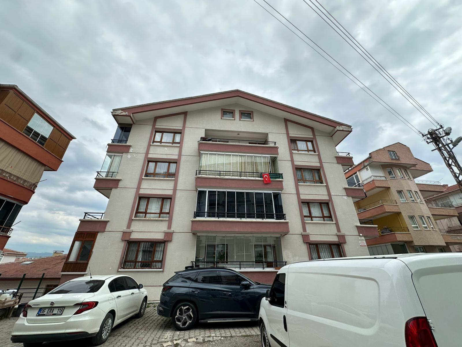 KARŞIYAKA MAHALLESİ ŞEHİR MANZARALI SATILIK DUBLEKS 4+1