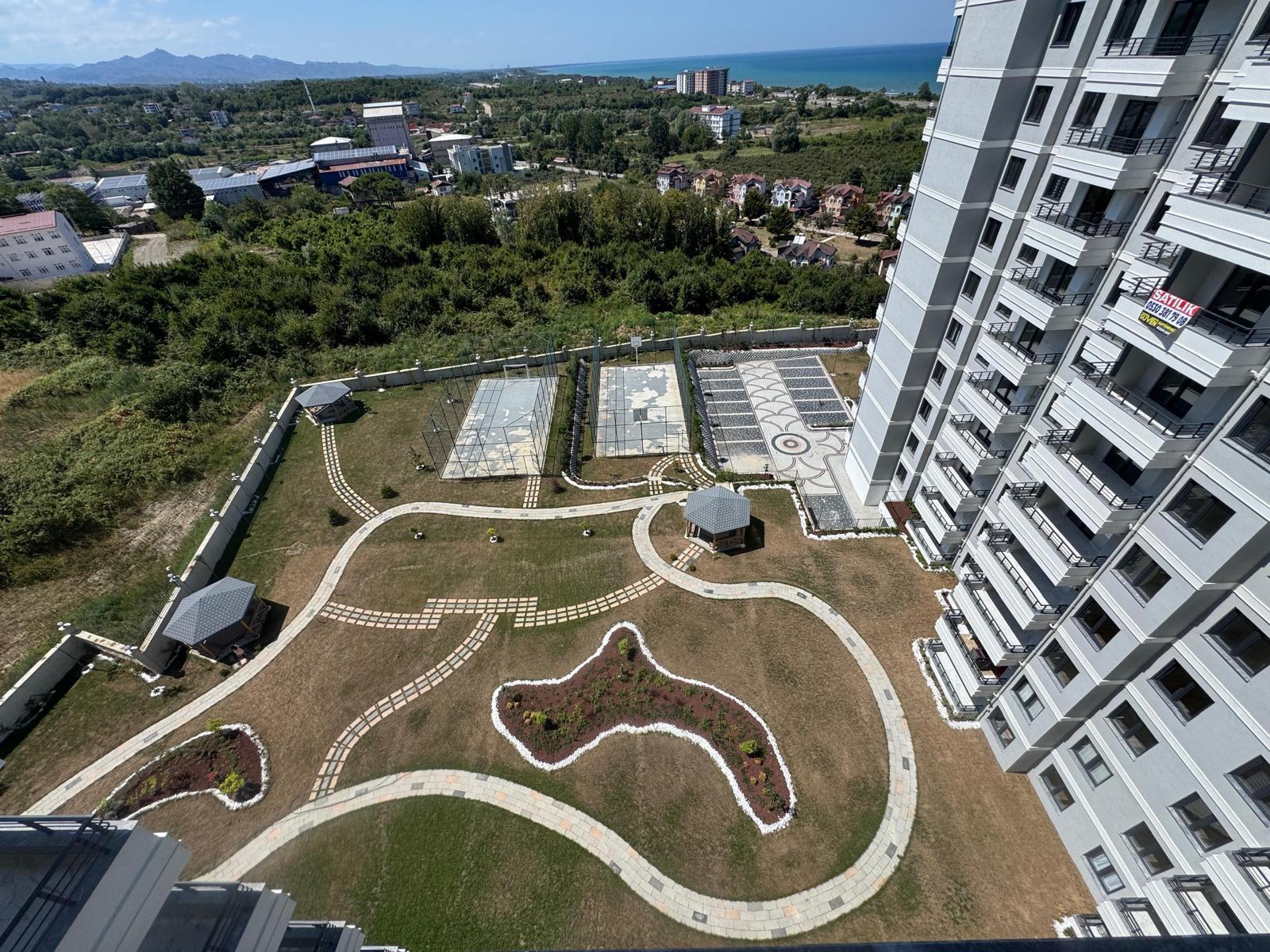 ÜNYE GÖLEVİ’DE DENİZ MANZARALI YATIRIMLIK 1+1 FIRSAT DAİRE!