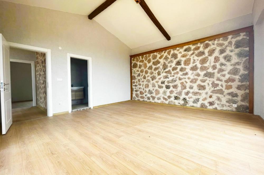 Çanakkale Ayvacık Naldöken de Lüks Müstakil Huzurlu 255m² Taş Ev
