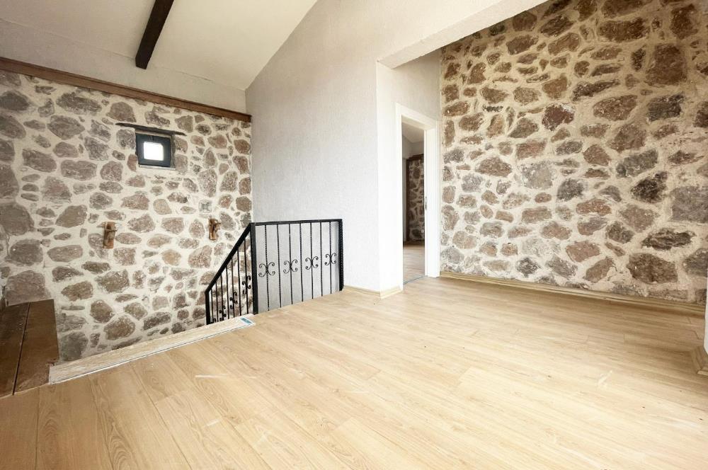 Çanakkale Ayvacık Naldöken de Lüks Müstakil Huzurlu 255m² Taş Ev