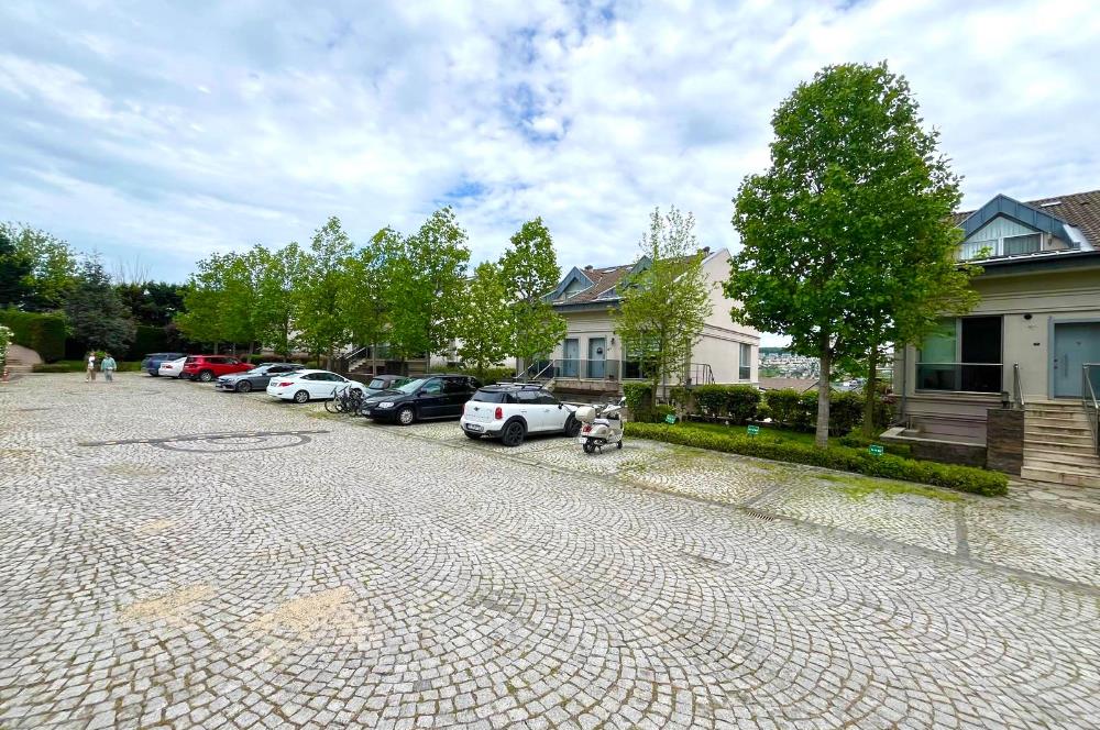 Dragani Sitesi'nde Havuzlu & Doğa Manzaralı 3+1 Kiralık Villa