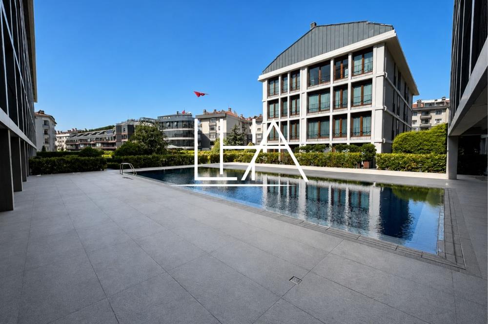C21'DEN AYA GÖKTÜRK SİTESİ'NDE GENİŞ ARA KAT SATILIK 3+1 DAİRE