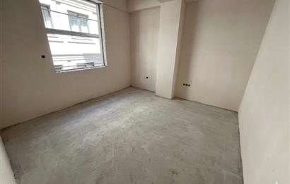 ALTINTEPE'NİN MERKEZİ ARAKAT,ÖN CEPHE,KÖŞE, AYRI MUTFAK, LÜX 2+1