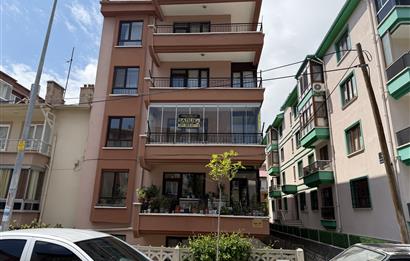 Dervişpaşa mahallesinde 3+1 kilerli daire 
