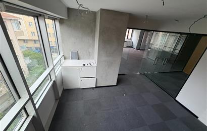 ŞİŞLİ MECİDİYEKÖYDE MERKEZİ KONUMDA KOMPLE KİRALIK PLAZA
