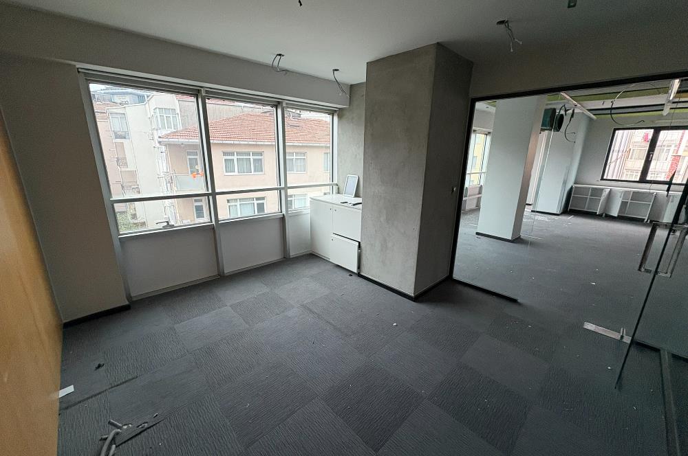 ŞİŞLİ MECİDİYEKÖYDE MERKEZİ KONUMDA KOMPLE KİRALIK PLAZA