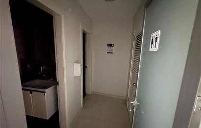 ŞİŞLİ MECİDİYEKÖYDE MERKEZİ KONUMDA KOMPLE KİRALIK PLAZA