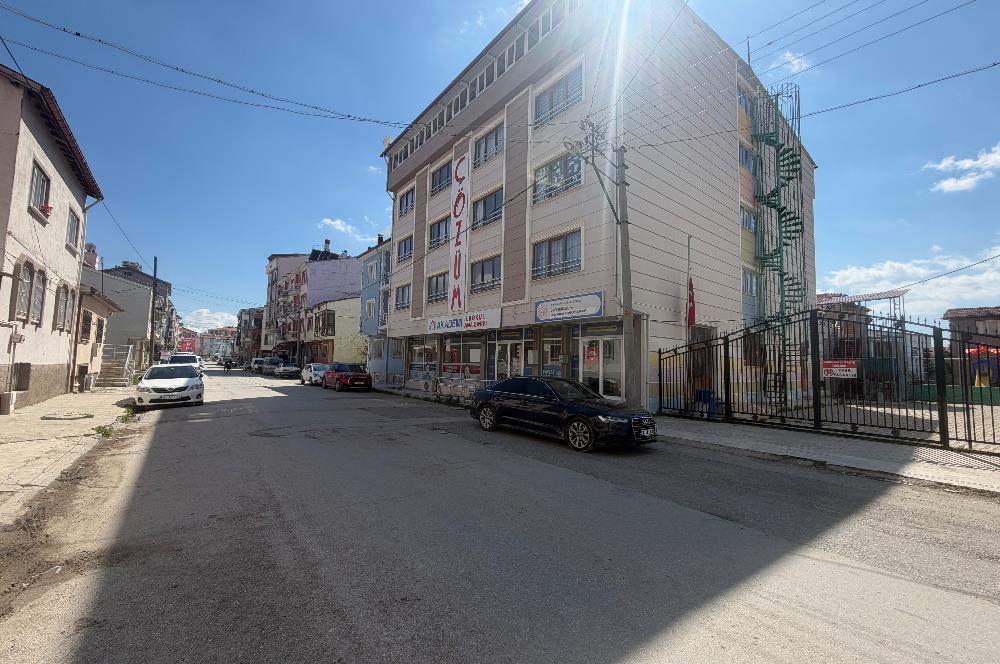 CENTURY21 PLUS'DAN BOLVADİNDE KİRALIK 790m2 OTOPARKLI DÜKKAN