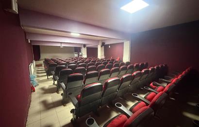 CENTURY21 PLUS'DAN BOLVADİNDE KİRALIK 790m2 OTOPARKLI DÜKKAN