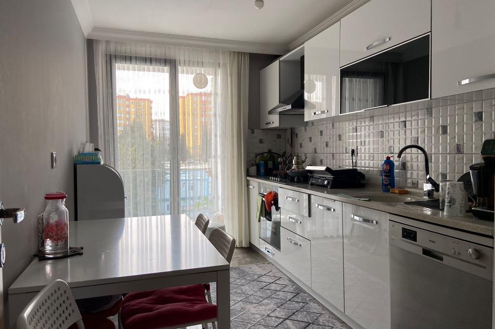 HAVALİMANI'NA YAKIN KURTKÖY MERKEZ'DE 2+1 SATILIK DAİRE
