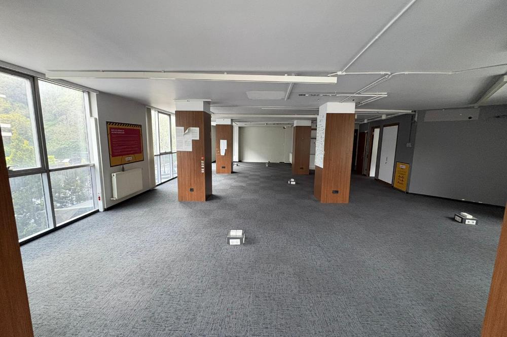 SARIYER AYAZAĞA'DA PRESTİJLİ PLAZA'DA KİRALIK OFİS KATI