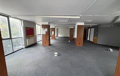 SARIYER AYAZAĞA'DA PRESTİJLİ PLAZA'DA KİRALIK OFİS KATI