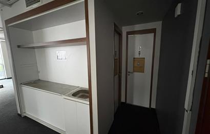 SARIYER AYAZAĞA'DA PRESTİJLİ PLAZA'DA KİRALIK OFİS KATI