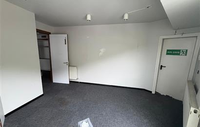 SARIYER AYAZAĞA'DA PRESTİJLİ PLAZA'DA KİRALIK OFİS KATI